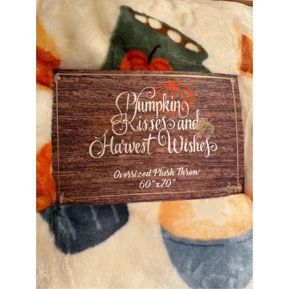 🎃NEW Pumpkin Kisses and Harvest Wishes Oversized‎ Plush Throw 60” x 70” PERFECT